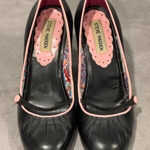 Steve Madden retro pumps, size 8